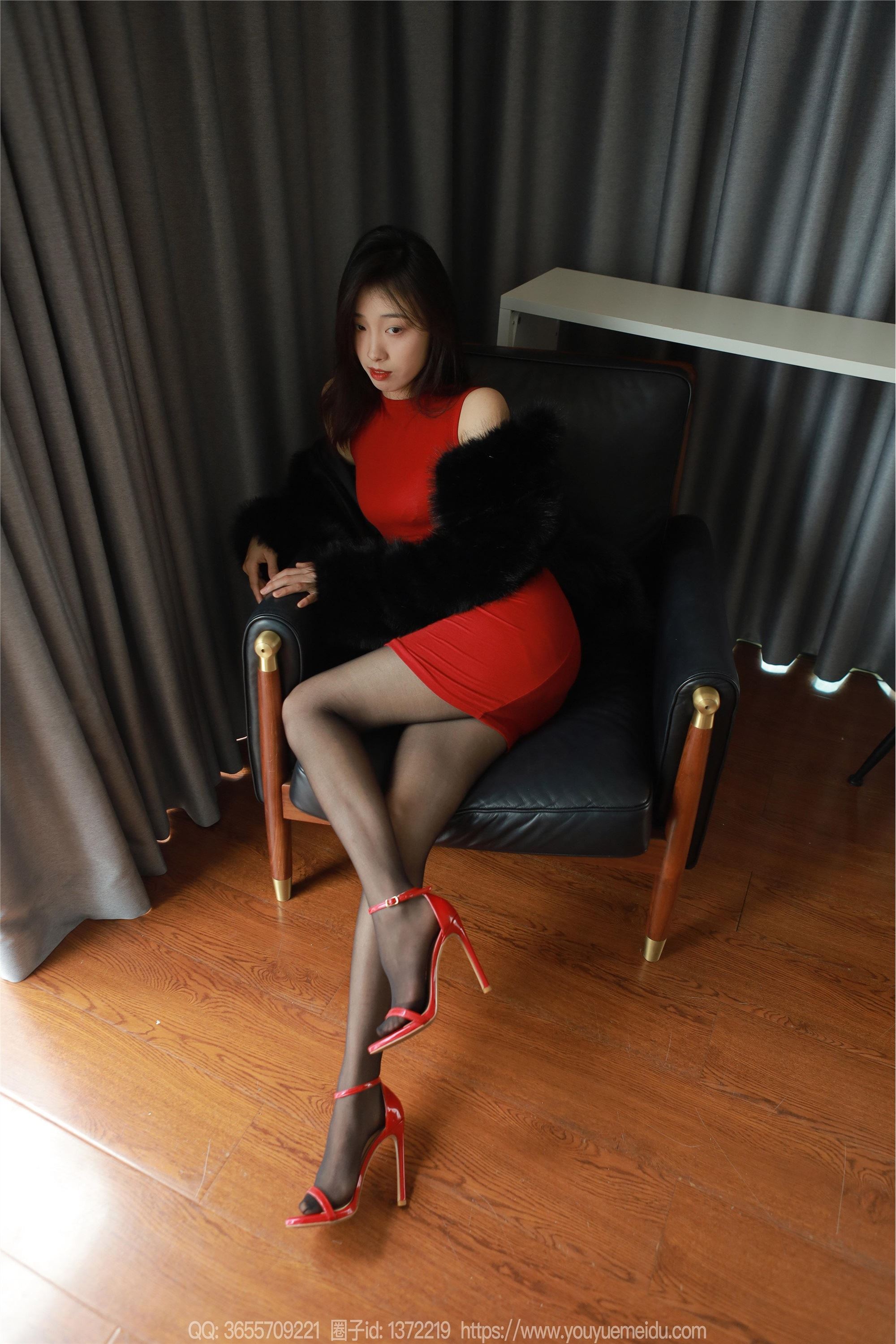 IESS异思趣向  2024.01.25 丝享家 1647 小九《红色包臀裙（上）》